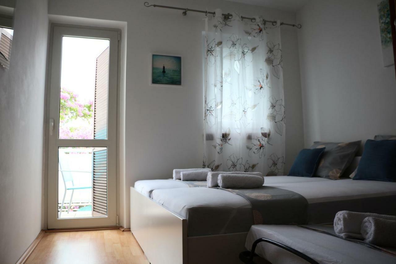 Apartment Mlacic Hvar Island ภายนอก รูปภาพ
