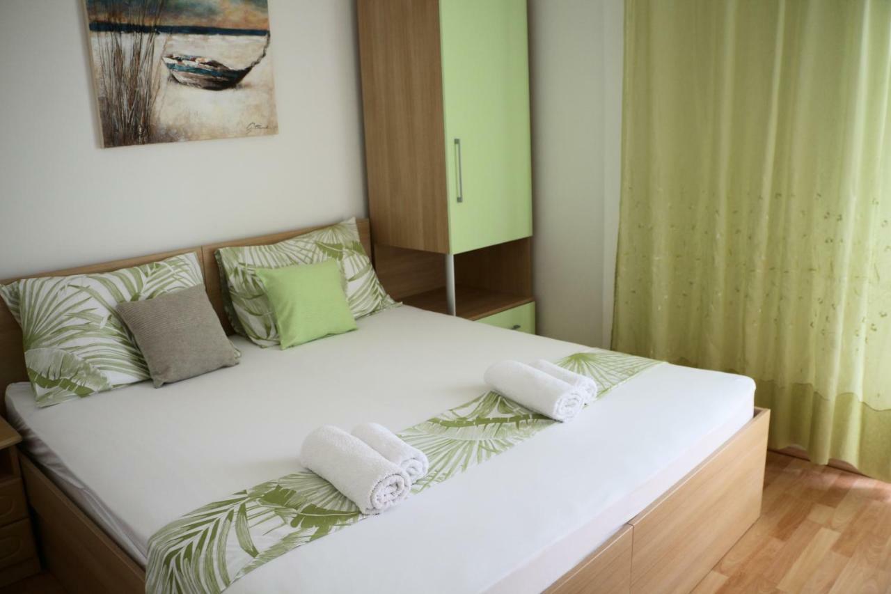 Apartment Mlacic Hvar Island ภายนอก รูปภาพ